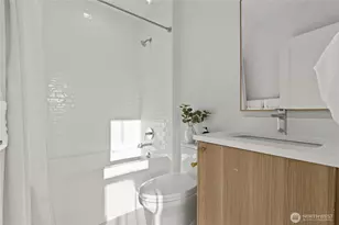 3245 13th Ave W, Seattle, WA 98119 - Photo 20