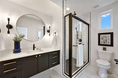 527 NE 89th Street #B, Seattle, WA 98115 - Photo 6