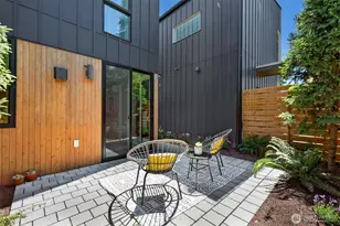 527 NE 89th St, Seattle, WA 98115 - Photo 26