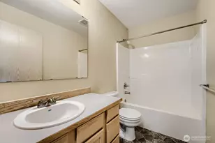 9014 E Main St, Bonney Lake, WA 98391 - Photo 26