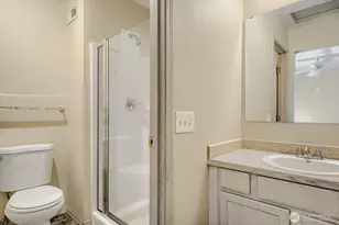 9014 E Main St, Bonney Lake, WA 98391 - Photo 8