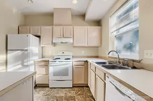 9014 E Main St, Bonney Lake, WA 98391 - Photo 12