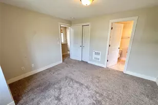 1553 58th St, Seattle, WA 98107 - Photo 4