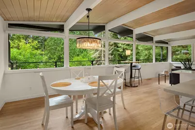 20200 37th Avenue NE, Lake Forest Park, WA 98155 - Photo 8