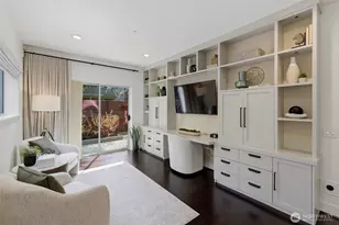 315 W Galer St, Seattle, WA 98119 - Photo 10