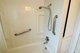 4137 54th Ave SW, Seattle, WA 98116 - Photo 10