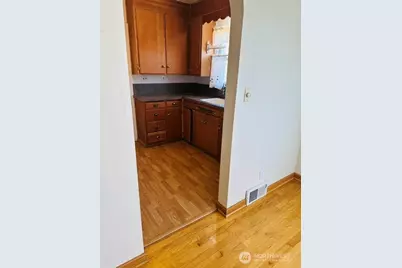 4137 54th Avenue SW, Seattle, WA 98116 - Photo 6