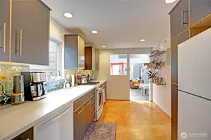 2024 Wetmore Ave, Everett, WA 98201 - Photo 8