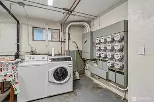 3121 Franklin Ave E, Seattle, WA 98102 - Photo 16