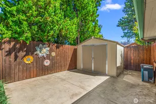 1204 Madison, Wenatchee, WA 98801 - Photo 36