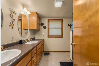 1204 Madison, Wenatchee, WA 98801 - Photo 12
