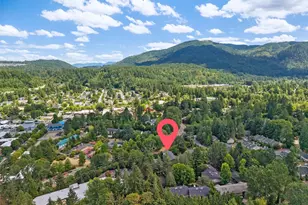 230 SW Clark St, Issaquah, WA 98027 - Photo 34