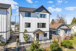 8451 18th Ave SW, Seattle, WA 98106 - Photo 2