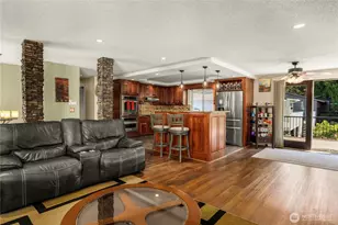 804 15th St SW, Edmonds, WA 98020 - Photo 8
