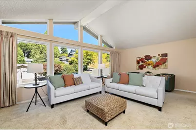 17202 Sealawn Place, Edmonds, WA 98026 - Photo 4