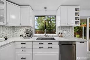 17508 NE 160th St, Woodinville, WA 98072 - Photo 10