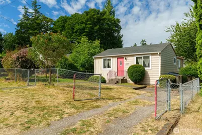 13231 4th Avenue S, Burien, WA 98168 - Photo 2