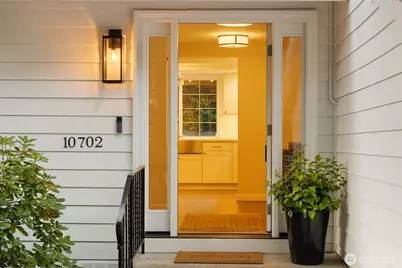 10702 NE 144th Court, Kirkland, WA 98034 - Photo 4