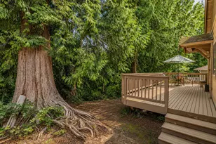 1551 E Gateway Heights Loop, Sedro Woolley, WA 98284 - Photo 2