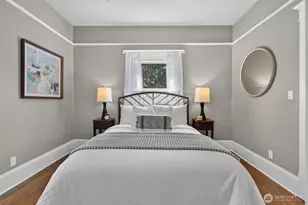 409 NE 60th St, Seattle, WA 98115 - Photo 22
