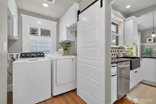 409 NE 60th St, Seattle, WA 98115 - Photo 20