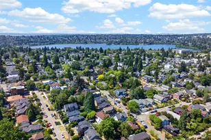 409 NE 60th St, Seattle, WA 98115 - Photo 4