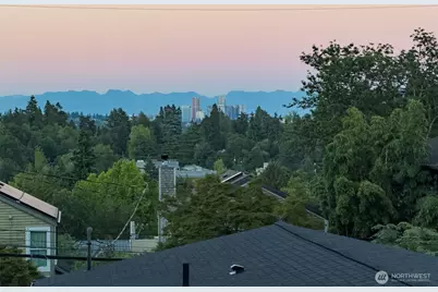 425 26th Avenue E, Seattle, WA 98112 - Photo 38