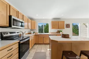 12469 SE 299th Pl, Auburn, WA 98092 - Photo 10