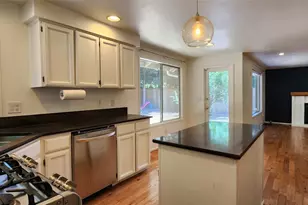 2800 235th Pl NE, Sammamish, WA 98074 - Photo 12