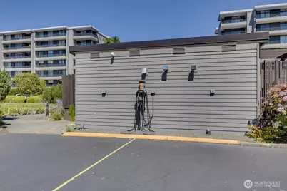 6535 Seaview Avenue NW #305B, Seattle, WA 98117 - Photo 36