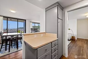 6535 Seaview Ave NW, Seattle, WA 98117 - Photo 14