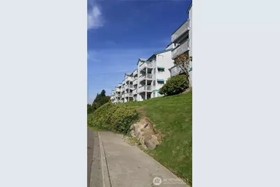 28610 16th Avenue S #102, Federal Way, WA 98003 - Photo 1