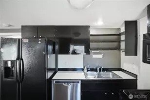 509 S 60th St, Tacoma, WA 98408 - Photo 6