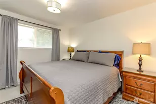 33227 39th Ave SW, Federal Way, WA 98023 - Photo 12