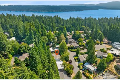16570 SE 19th Street, Bellevue, WA 98008 - Photo 32