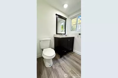 22045 Peter Grubb Road SE, Renton, WA 98058 - Photo 24