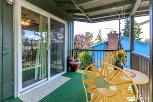 2633 Lake Youngs Ct SE, Renton, WA 98058 - Photo 10