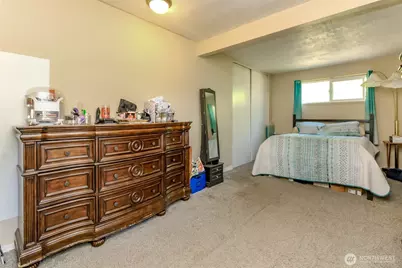 2633 Lake Youngs Court SE, Renton, WA 98058 - Photo 14