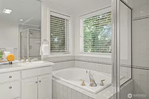 2167 Dexter Ave N, Seattle, WA 98109 - Photo 18