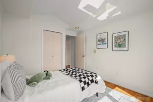 2167 Dexter Ave N, Seattle, WA 98109 - Photo 20