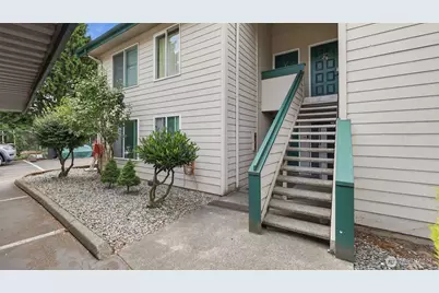 1102 8th Street NE #20, Auburn, WA 98002 - Photo 2