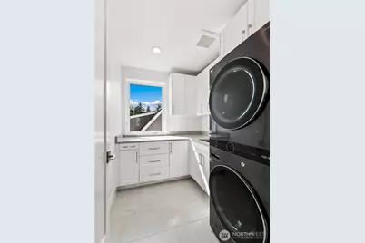 4015 A NE 56th, Seattle, WA 98105 - Photo 14
