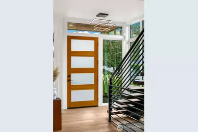 4015 A NE 56th, Seattle, WA 98105 - Photo 2