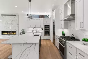 4015 A NE 56th, Seattle, WA 98105 - Photo 6