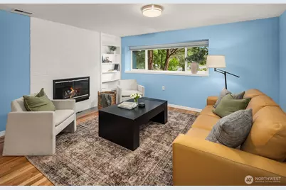909 110th Avenue SE, Bellevue, WA 98004 - Photo 18