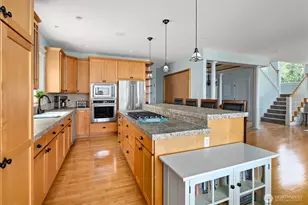 2402 J Ave, Anacortes, WA 98221 - Photo 14