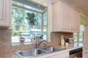 8821 221st Pl SW, Edmonds, WA 98026 - Photo 12