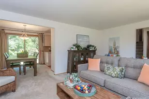 8821 221st Pl SW, Edmonds, WA 98026 - Photo 4
