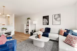 5824 NE 75th St, Seattle, WA 98115 - Photo 8