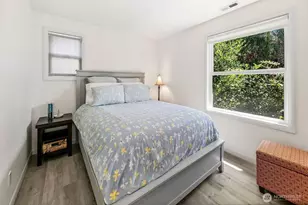 8623 30th Ave NE, Seattle, WA 98115 - Photo 14